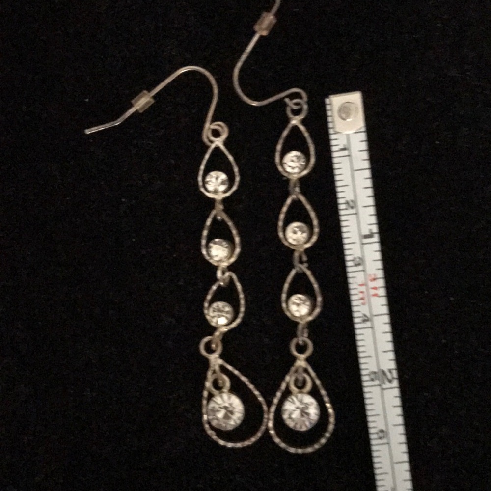 Diamond/Crystal Costume Necklace and Earrings - Picture 8 of 8